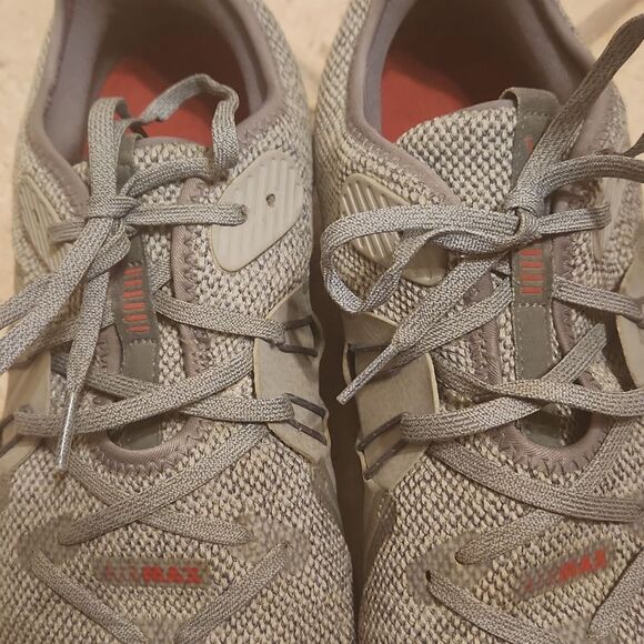 Nike Air Max Men's Sequent 3 Gray & Red Running Shoes 921694-060 Size 12 - Picture 6 of 12